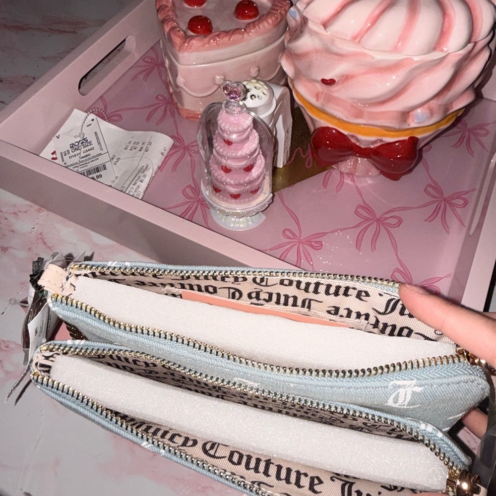 Juicy Couture Light Blue Denim Logo Dual-Zip Pouch - Picture 6 of 8
